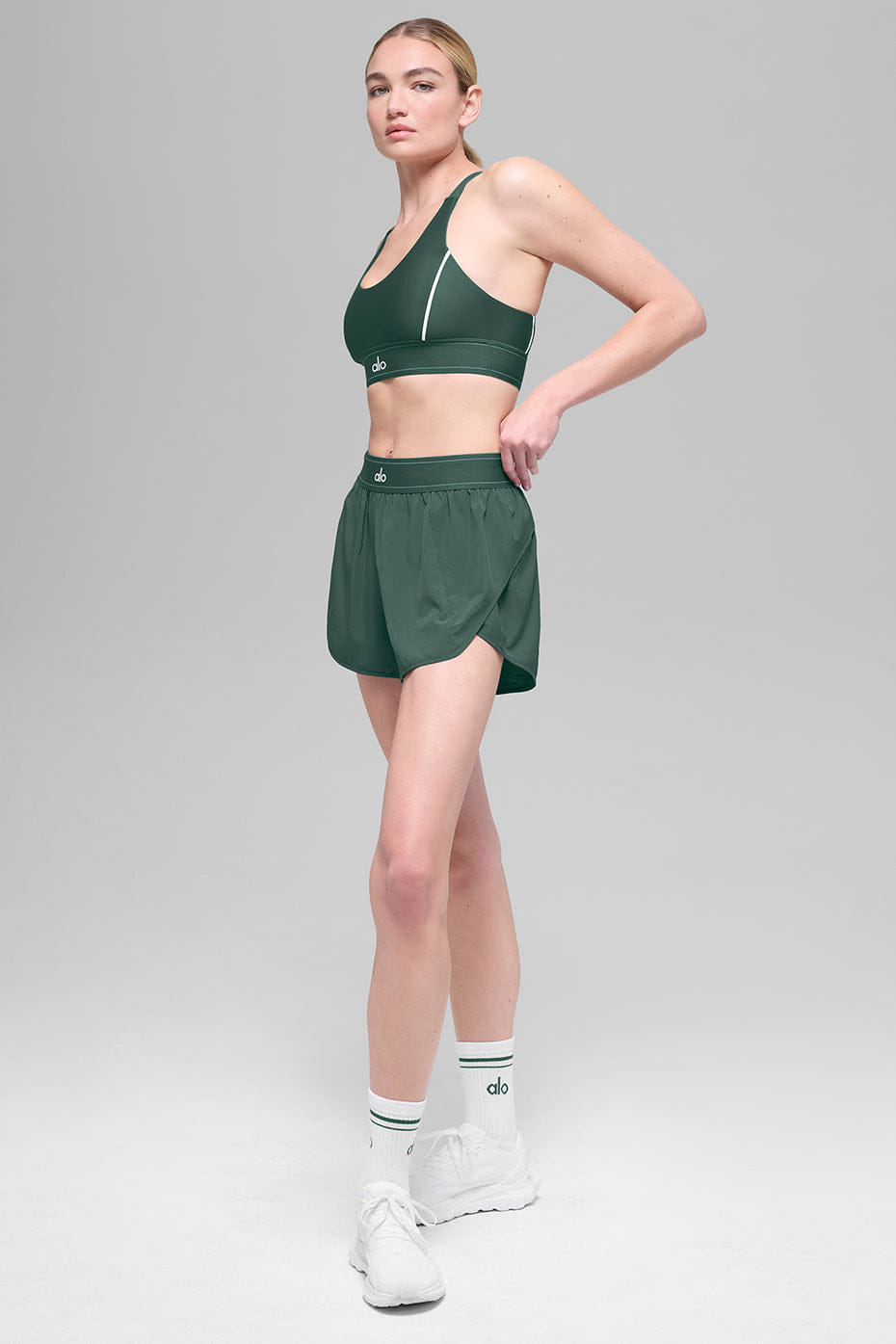 Alo Yoga Match Point Short - Clover Green