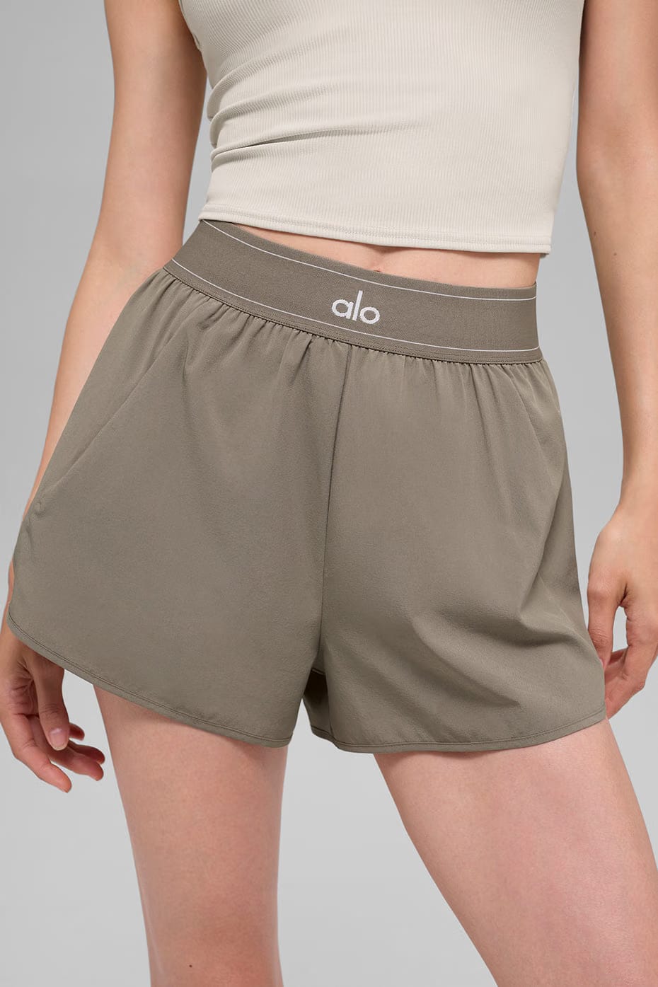 Alo Yoga Match Point Short - Light Cocoa
