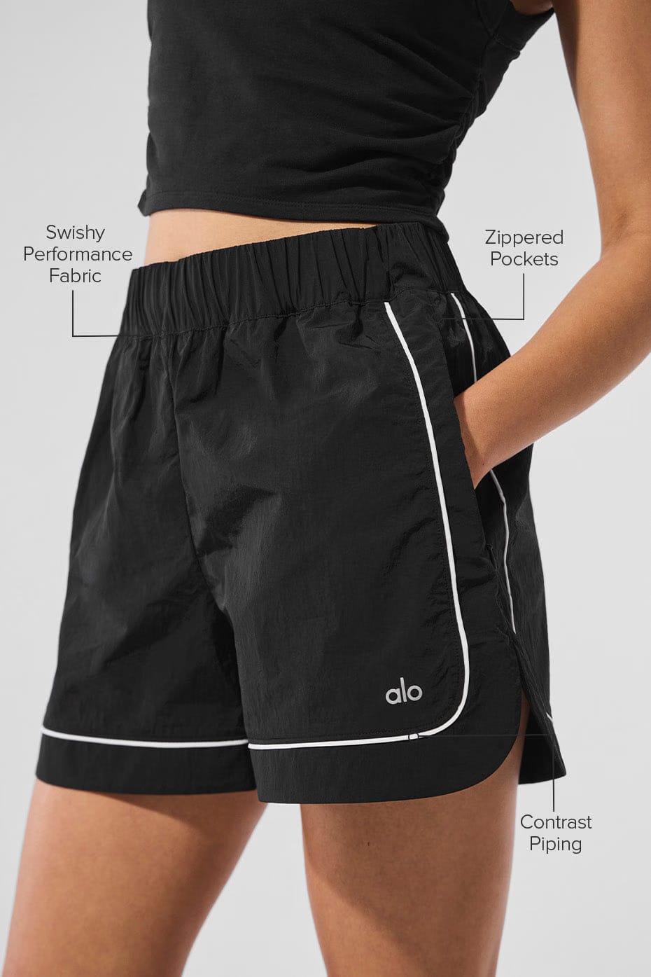 Alo Yoga Motivate Track Short - Black/White