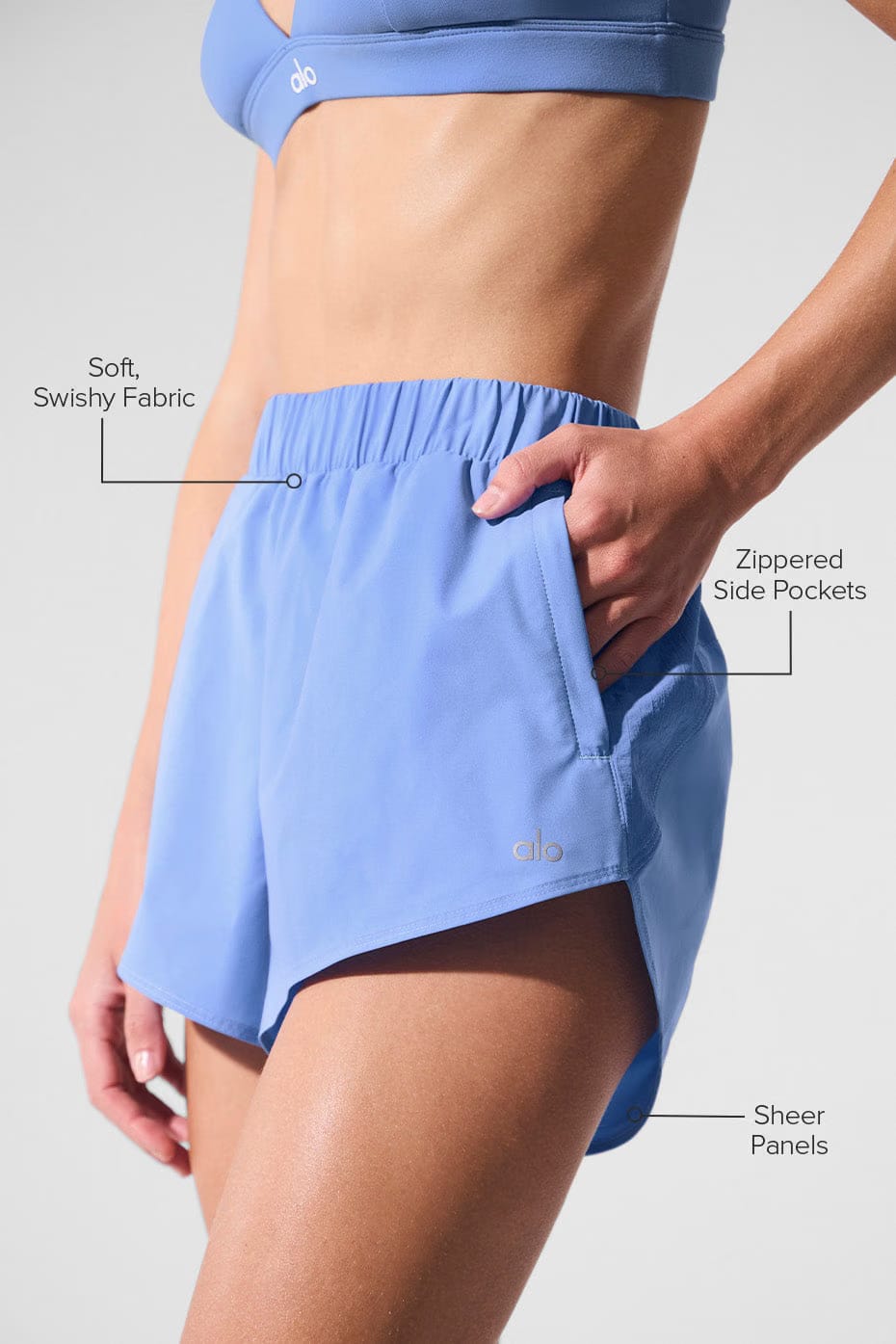 Alo Yoga Playmaker Dolphin Short - Crystal Clear Blue