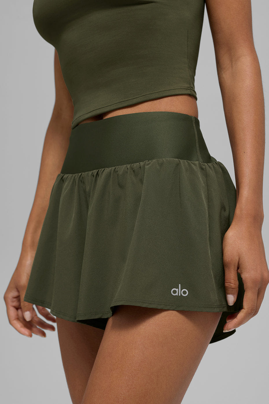 Alo Yoga Victory Running Short - Green Olive