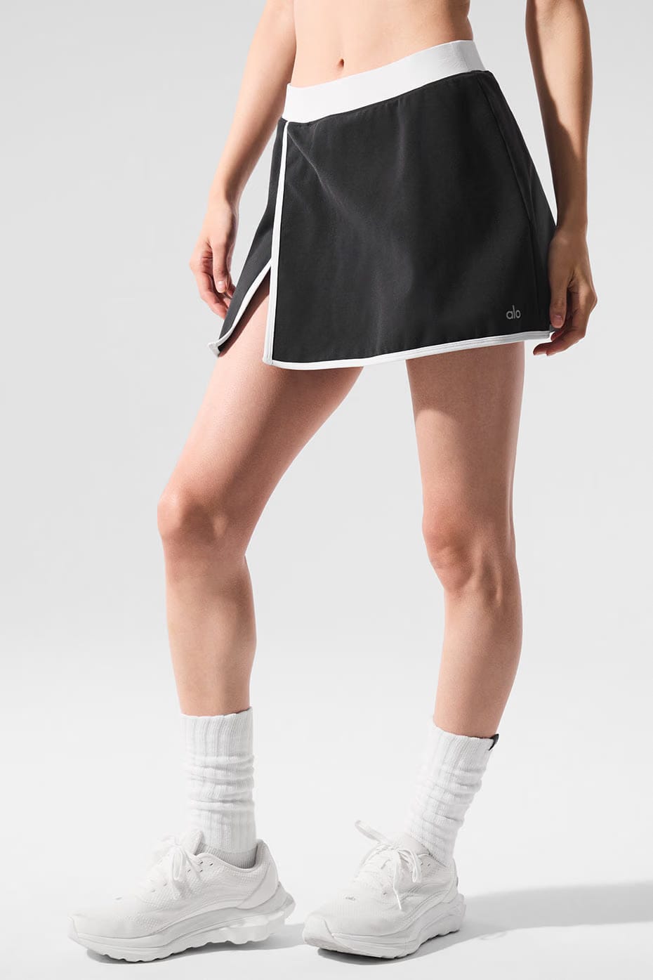 Alo Yoga Airbrush Streamlined Skirt - Black/White