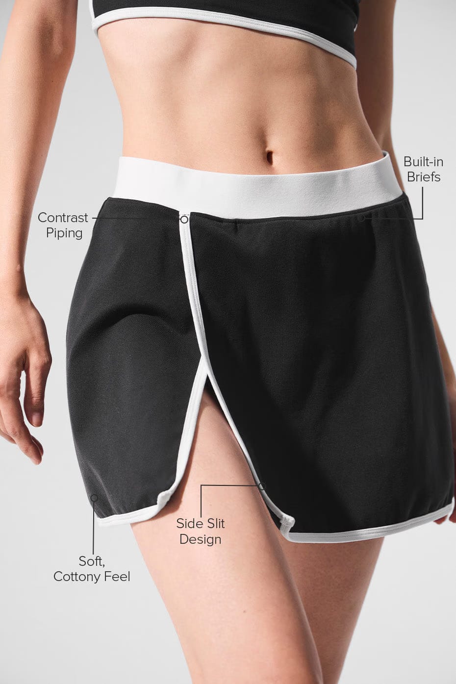 Alo Yoga Airbrush Streamlined Skirt - Black/White