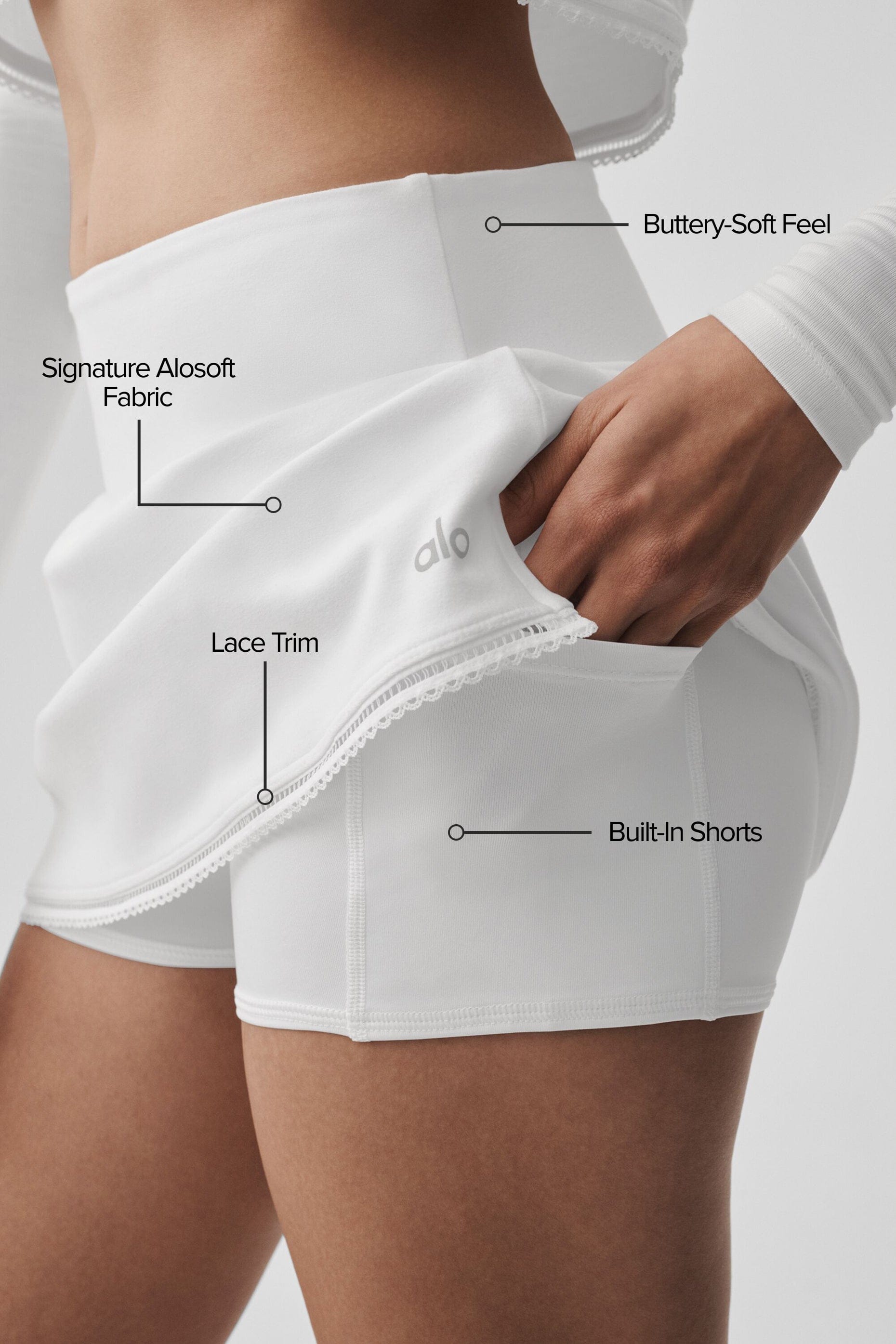 Alo Yoga Alosoft Affection Tennis Skirt - White