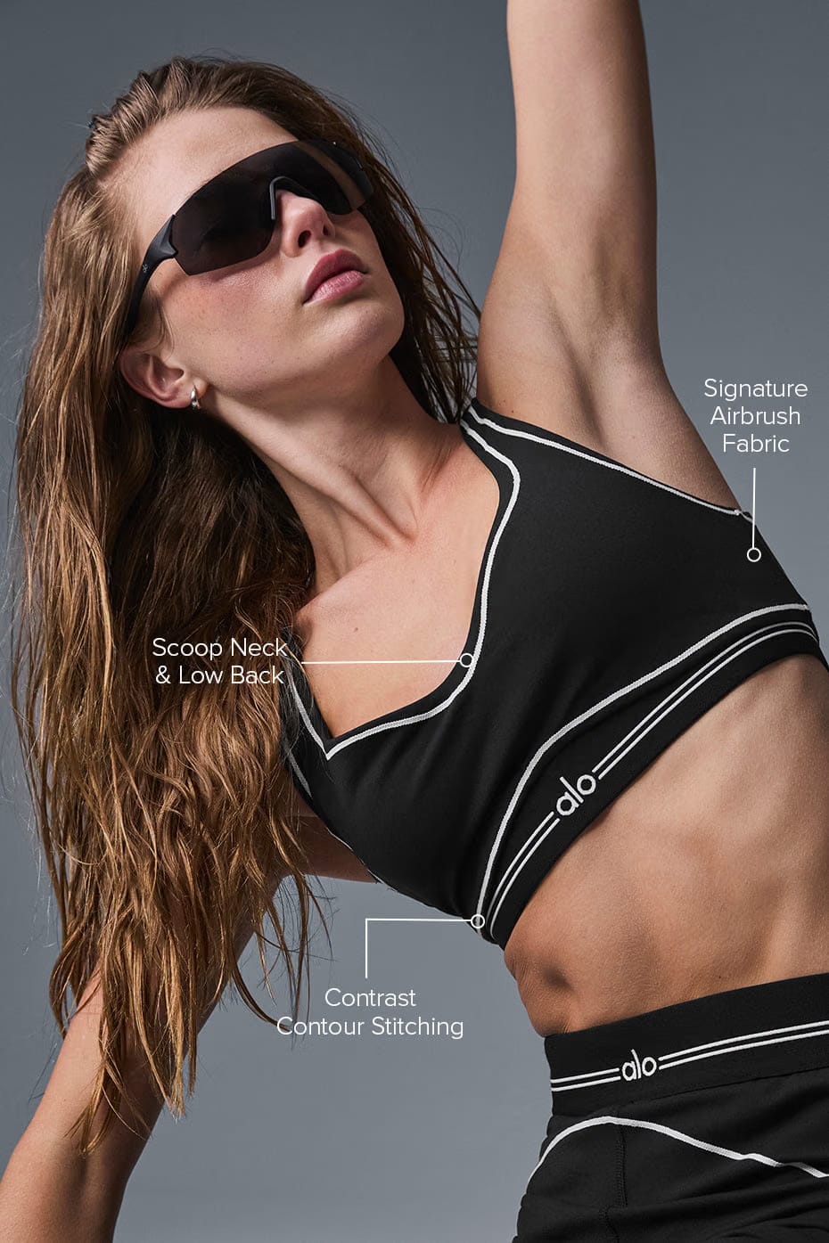 Alo Yoga Airbrush Heart Throb Bra - Black/White