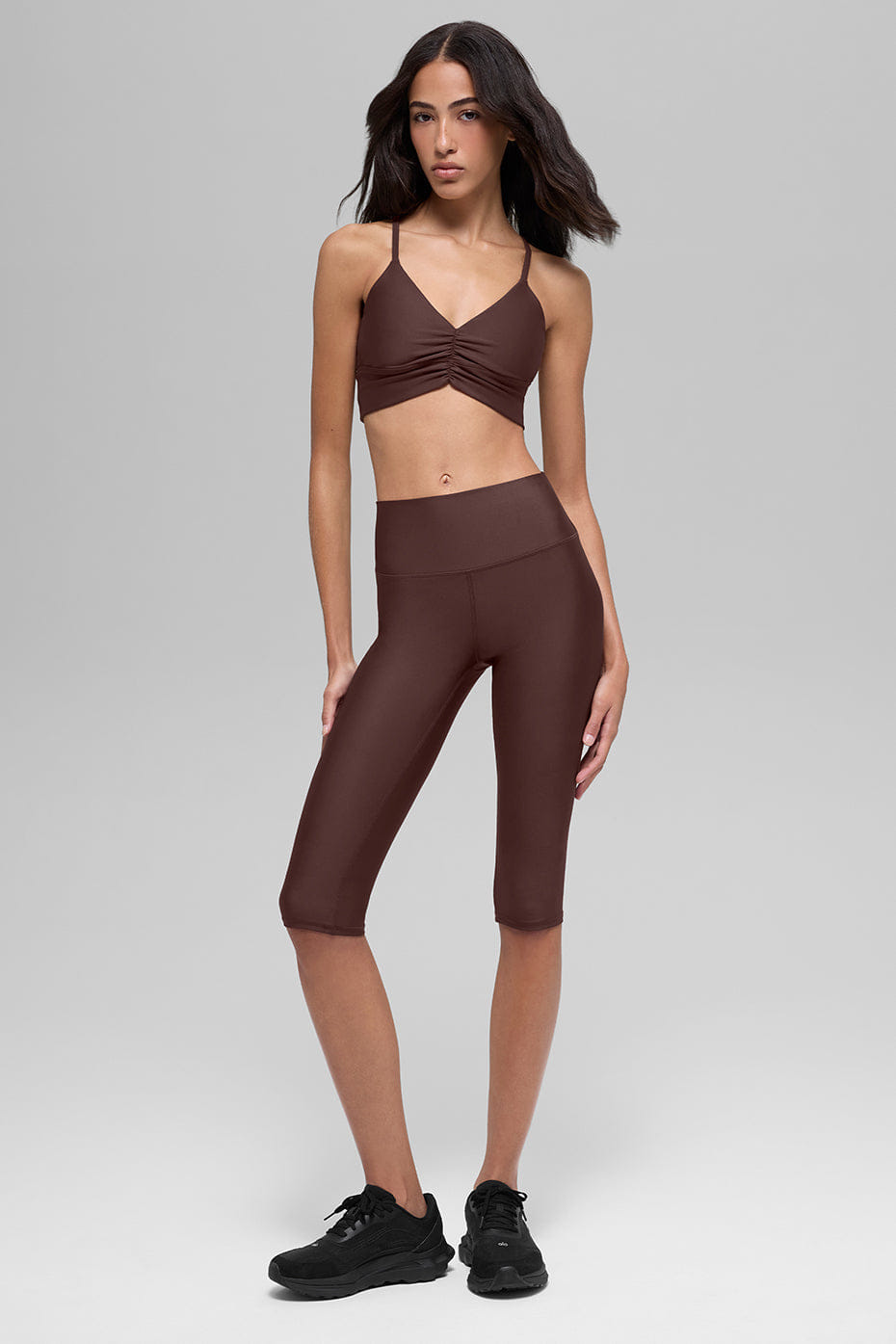 Alo Yoga Airlift Divine Bra - Brownstone