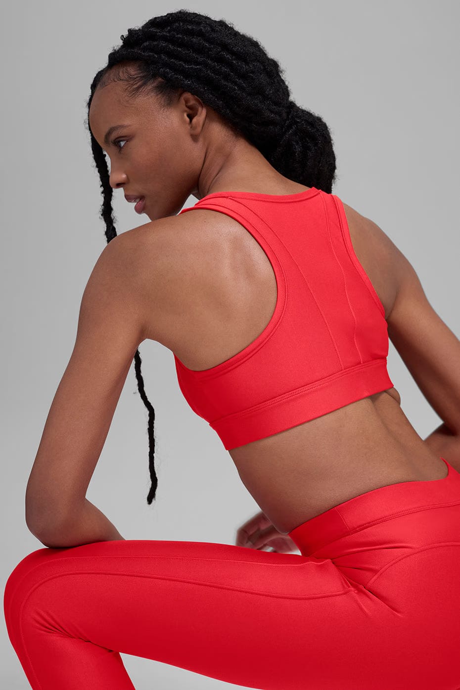 Alo Yoga Airlift Ignite Bra - Bright Red