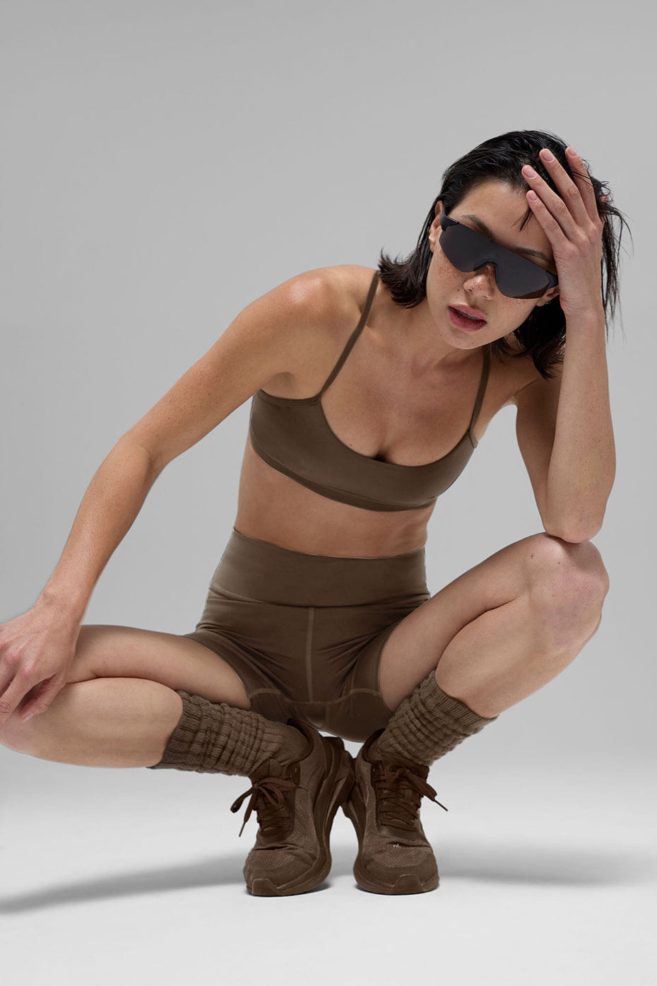Alo Yoga Airlift Intrigue Bra - Espresso
