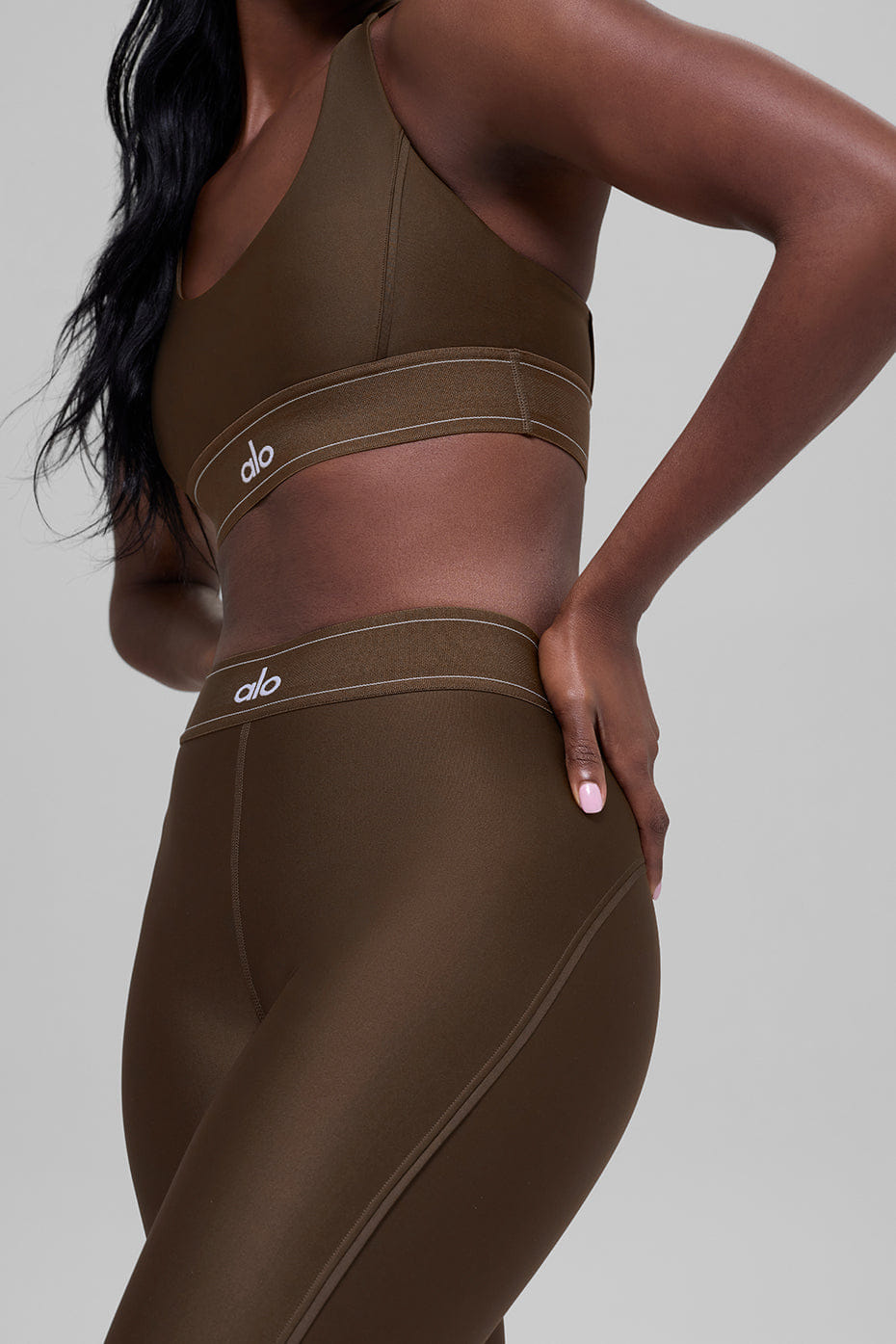 Alo Yoga Airlift Suit Up Bra - Espresso