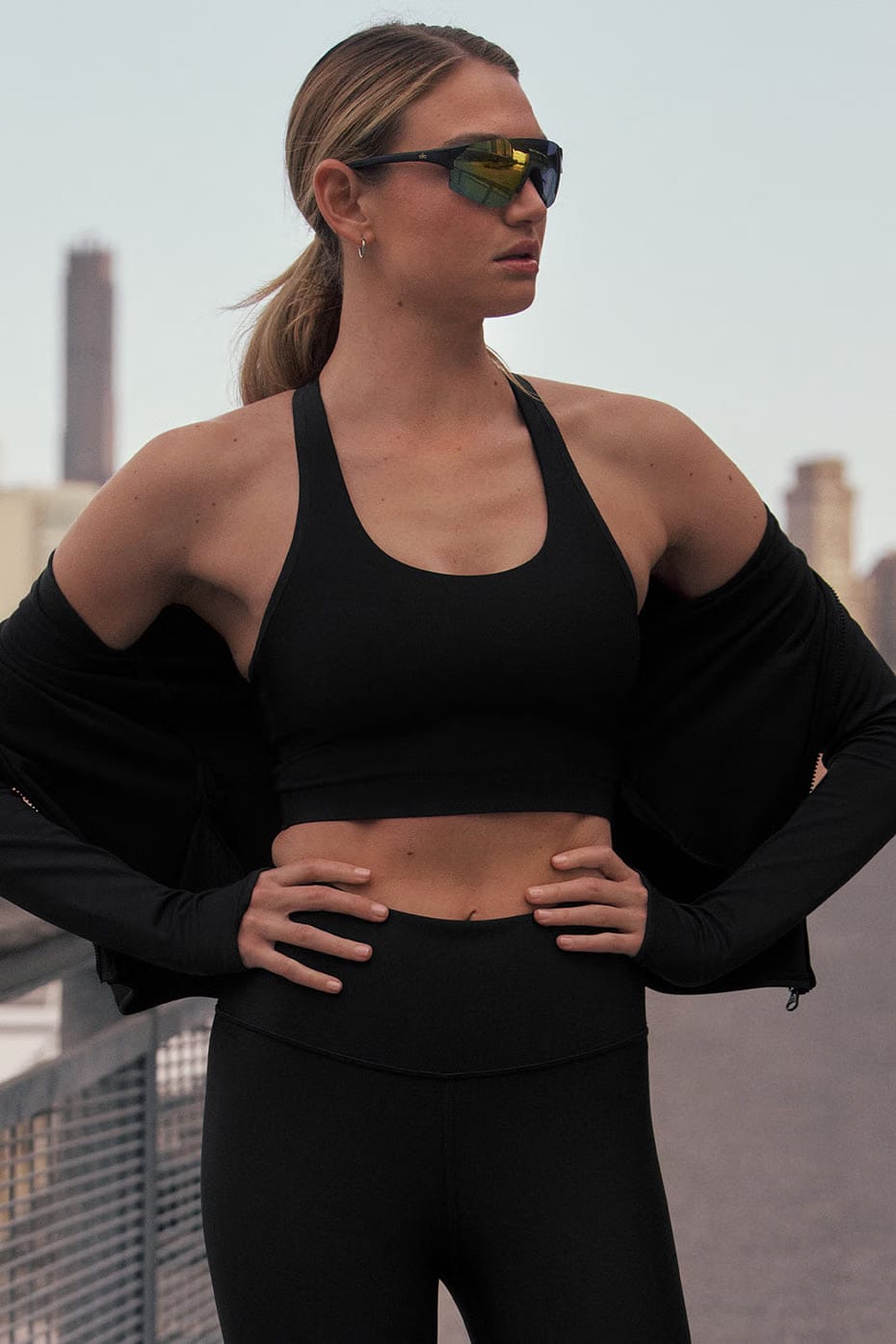 Alo Yoga Airlift Super Sleek Bra Tank - Black