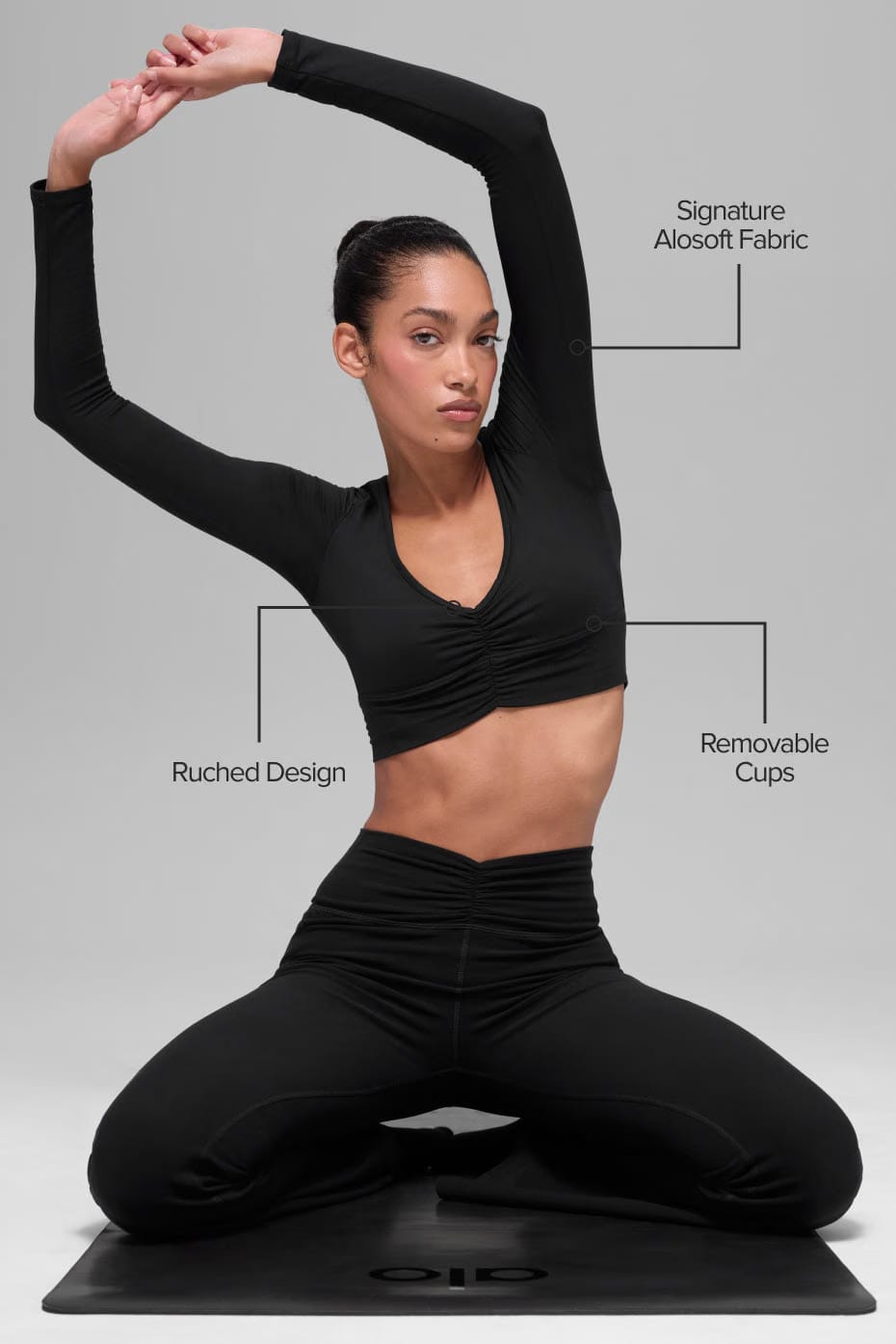 Alo Yoga Alosoft Intuition Long Sleeve Bra - Black