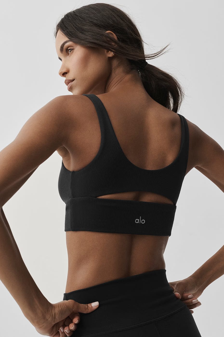 Alo Yoga Slit Bra - Black