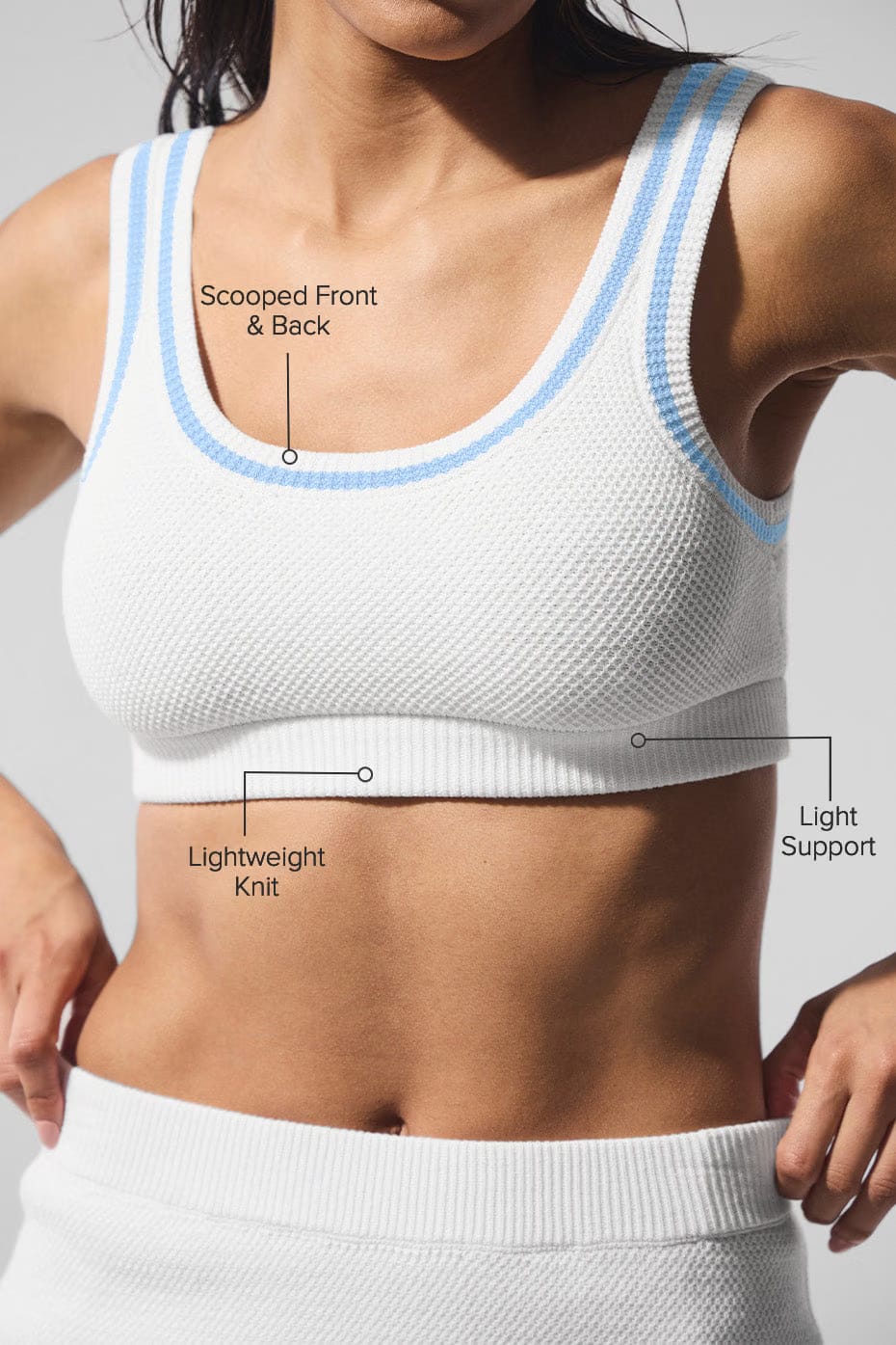 Alo Yoga Tennis Club Sweater Knit Bra - White/Seashell Blue