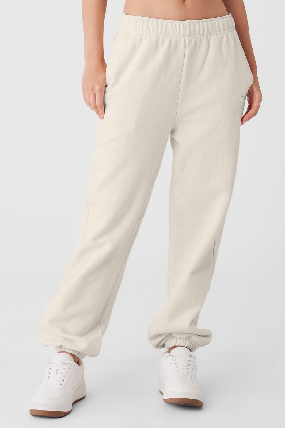 Alo Yoga Accolade Sweatpant - Bone