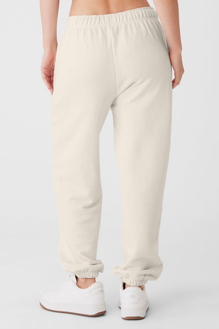 Alo Yoga Accolade Sweatpant - Bone
