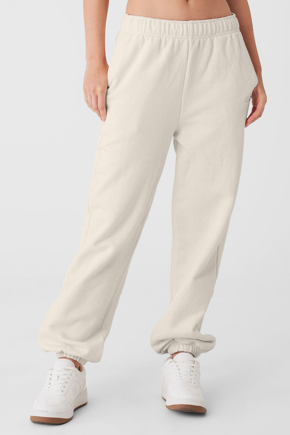 Alo Yoga Accolade Sweatpant - Bone