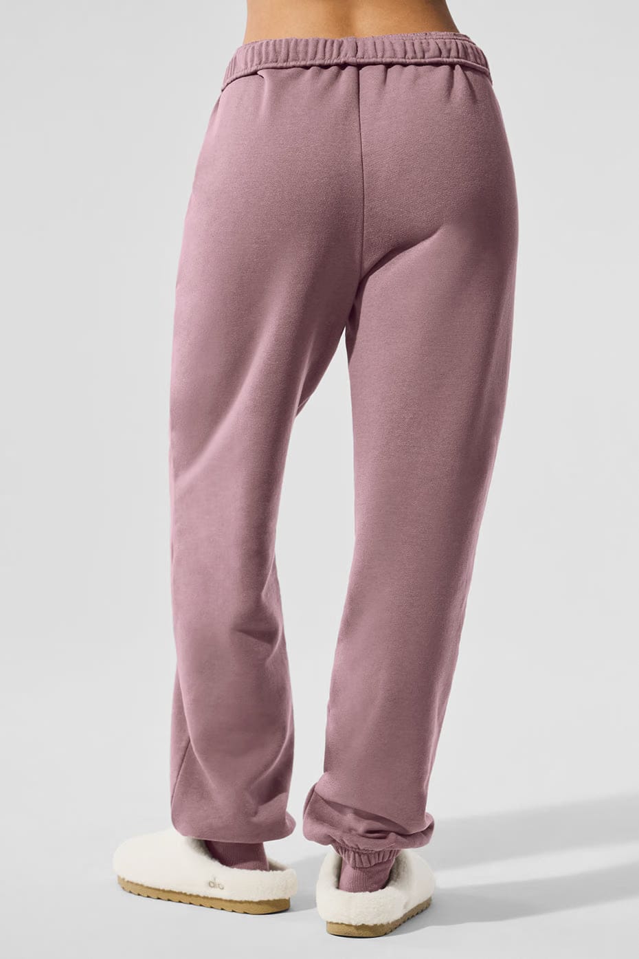 Alo Yoga Accolade Sweatpant - Smoky Quartz
