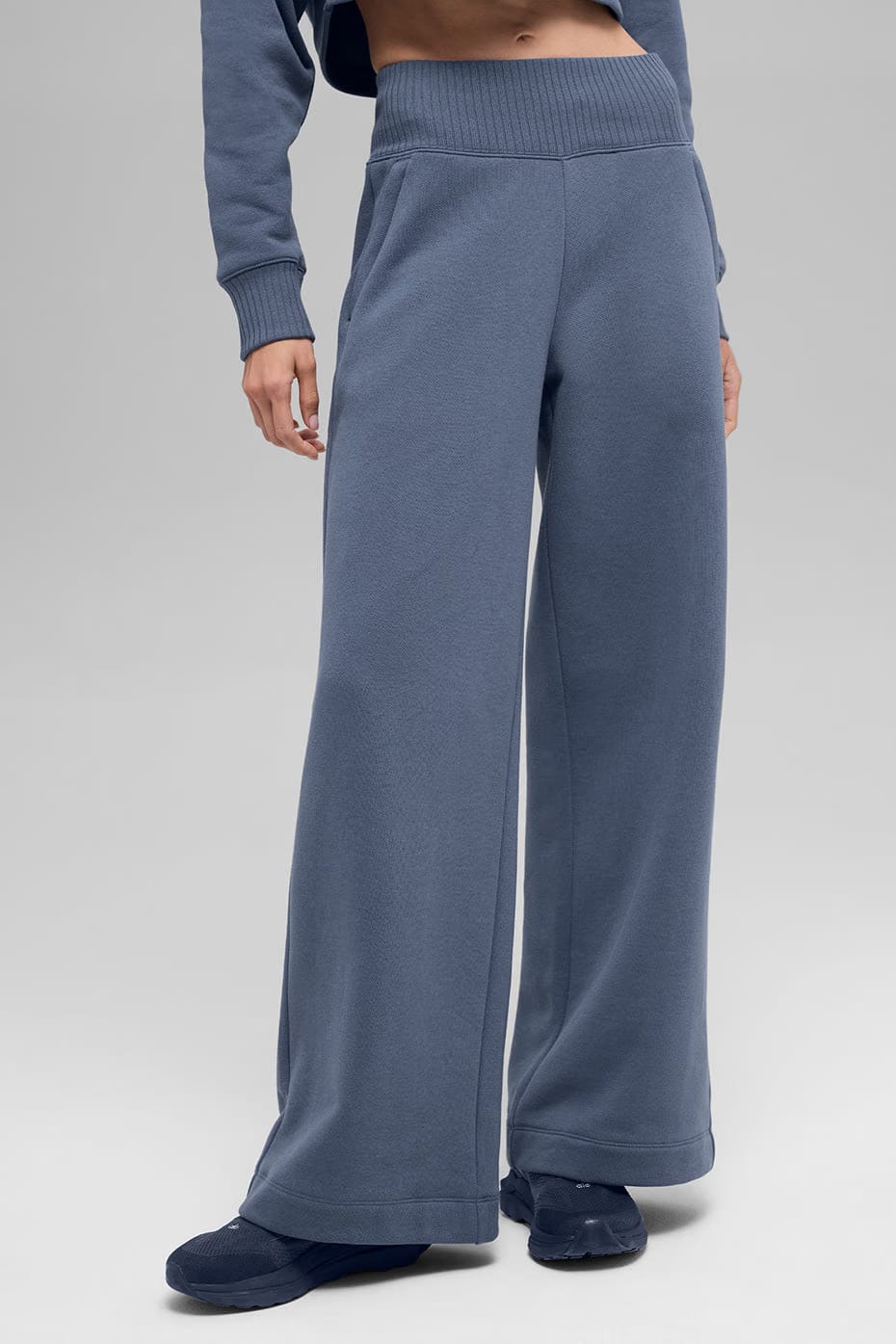 Alo Yoga Serenity Wide Leg Sweatpant - Bluestone