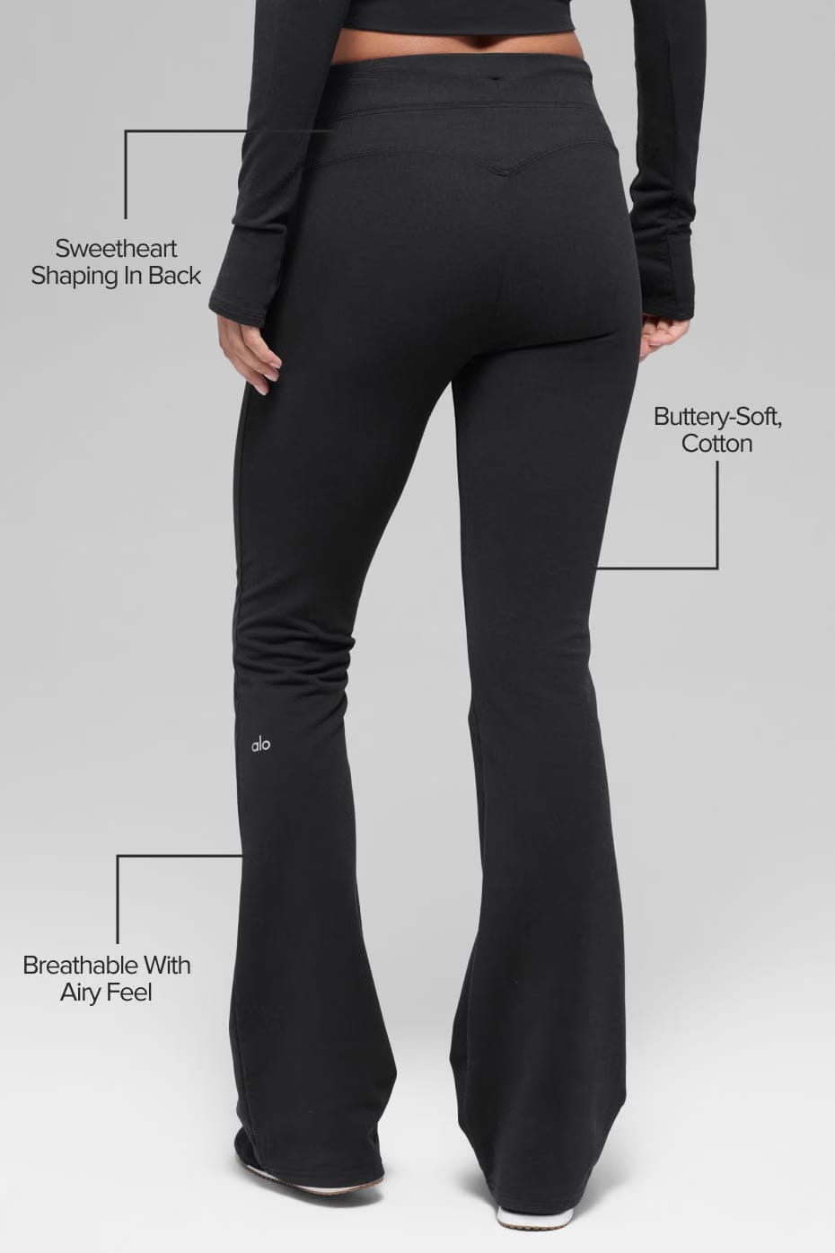 Alo Yoga Sway Bootcut Sweatpant - Black