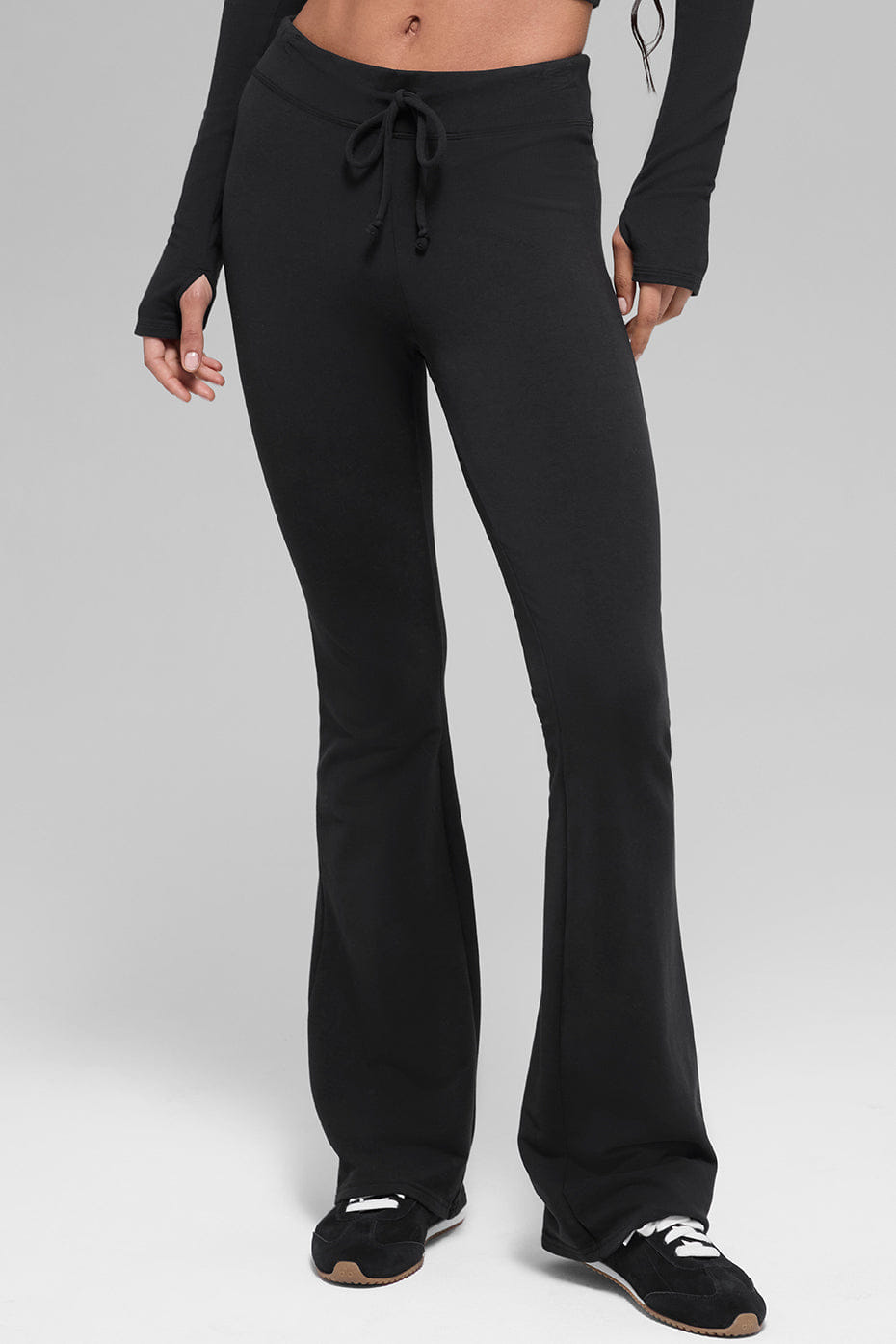 Alo Yoga Sway Bootcut Sweatpant - Black