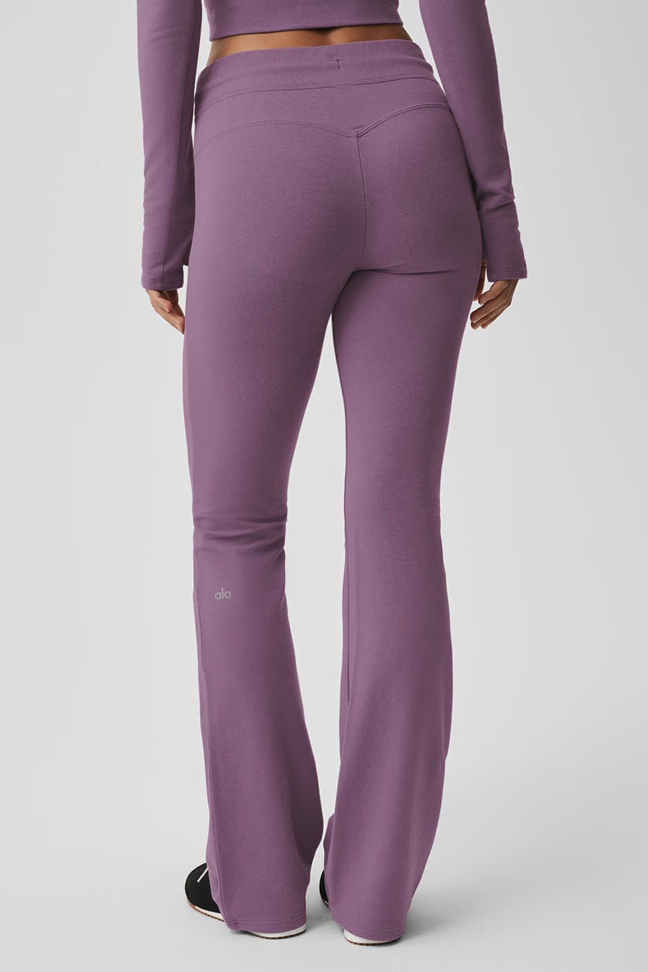 Alo Yoga Sway Bootcut Sweatpant - Plum Kiss