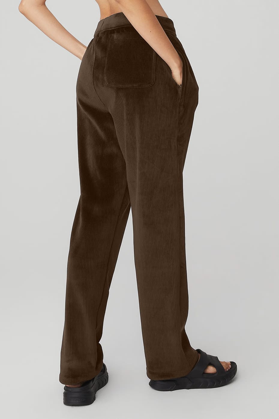 Alo Yoga Velour Baller Pant - Espresso