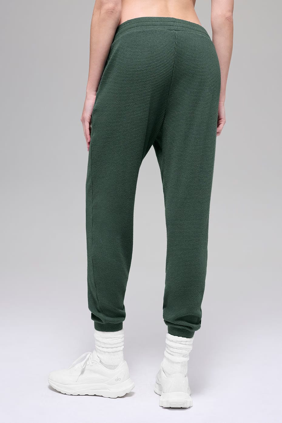 Alo Yoga Waffle Weekend Escape Jogger - Clover Green
