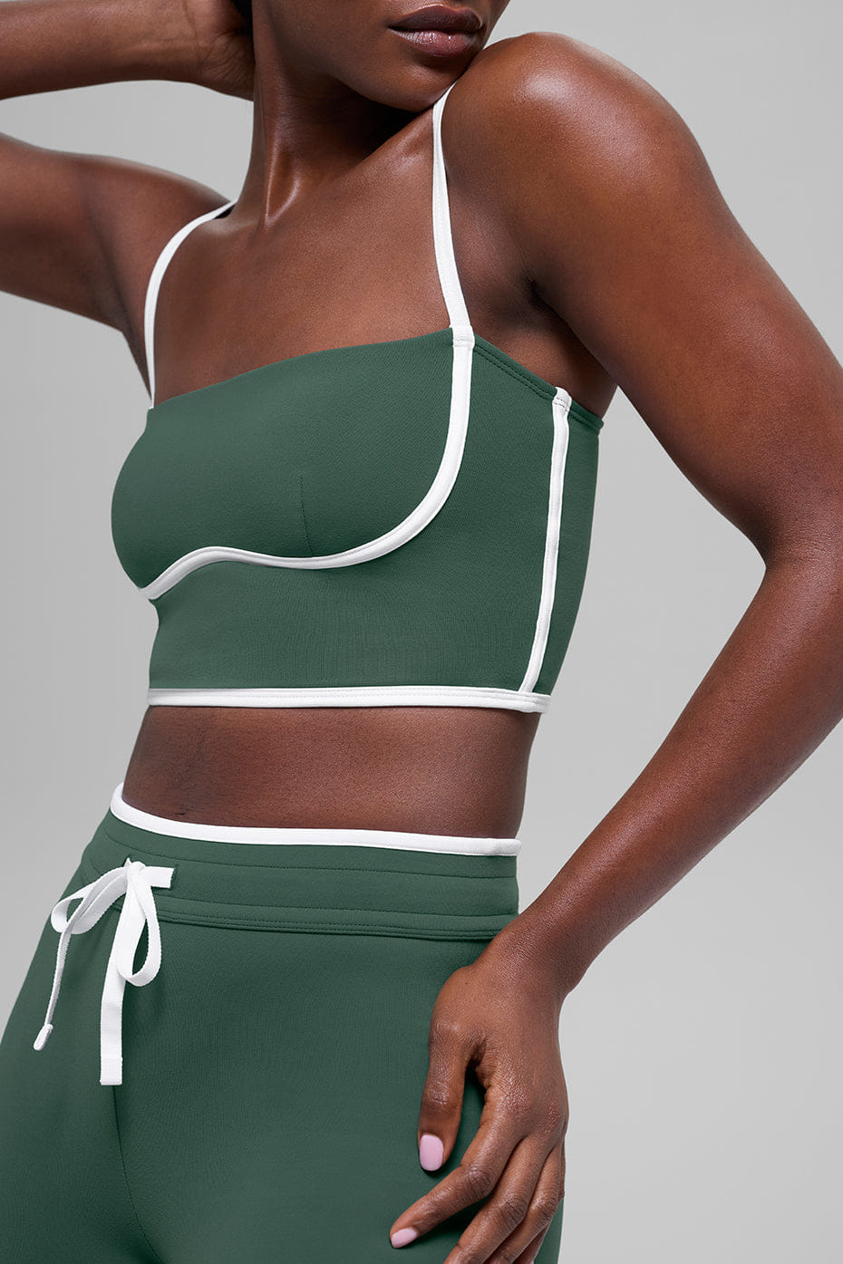 Alo Yoga Airbrush Streamlined Bra Tank - Clover Green/White