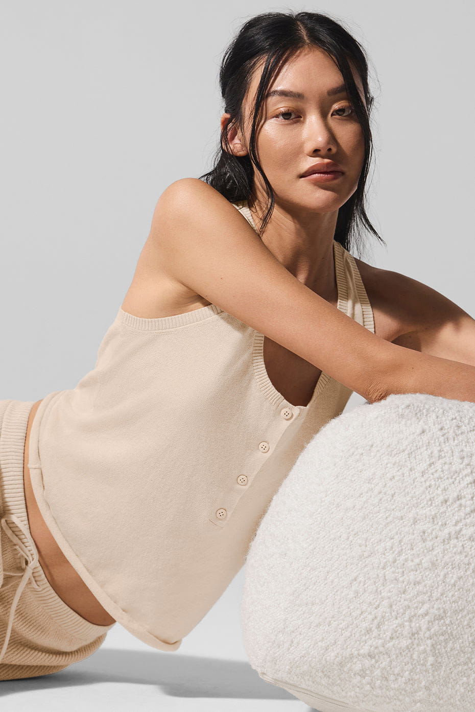 Alo Yoga Supernatural Sweater Henley Tank - Macadamia