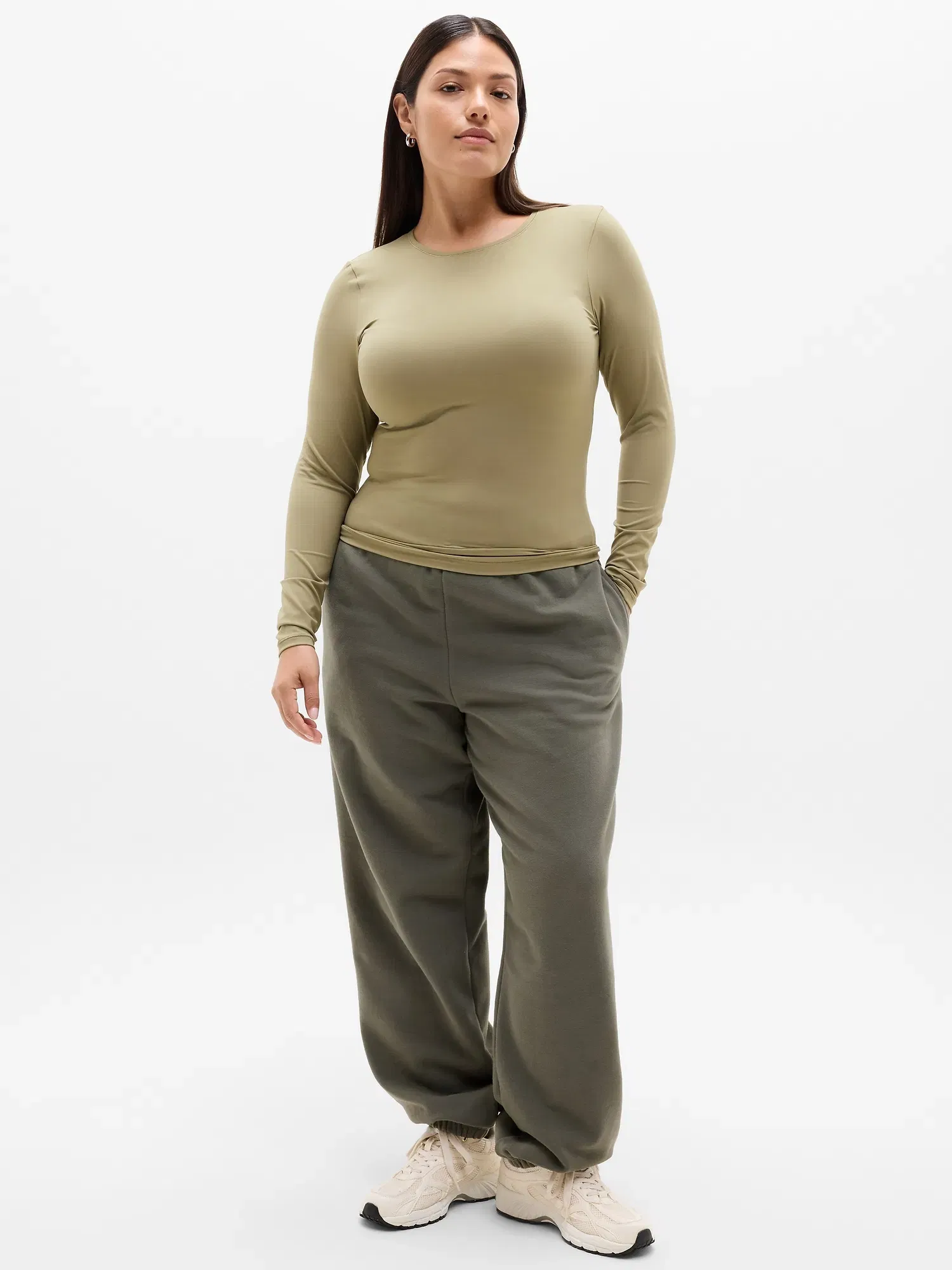 Athleta BodyMove Crew Neck Long Sleeve Top - Green (Olive Branch)