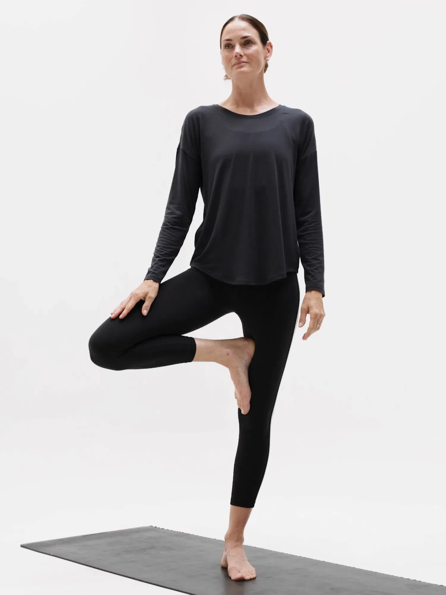 Athleta Move With Ease Top - Black (Black)
