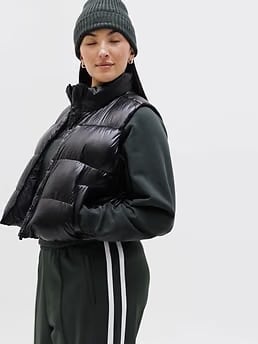 Athleta Halo Puffer Vest - Black (Black)