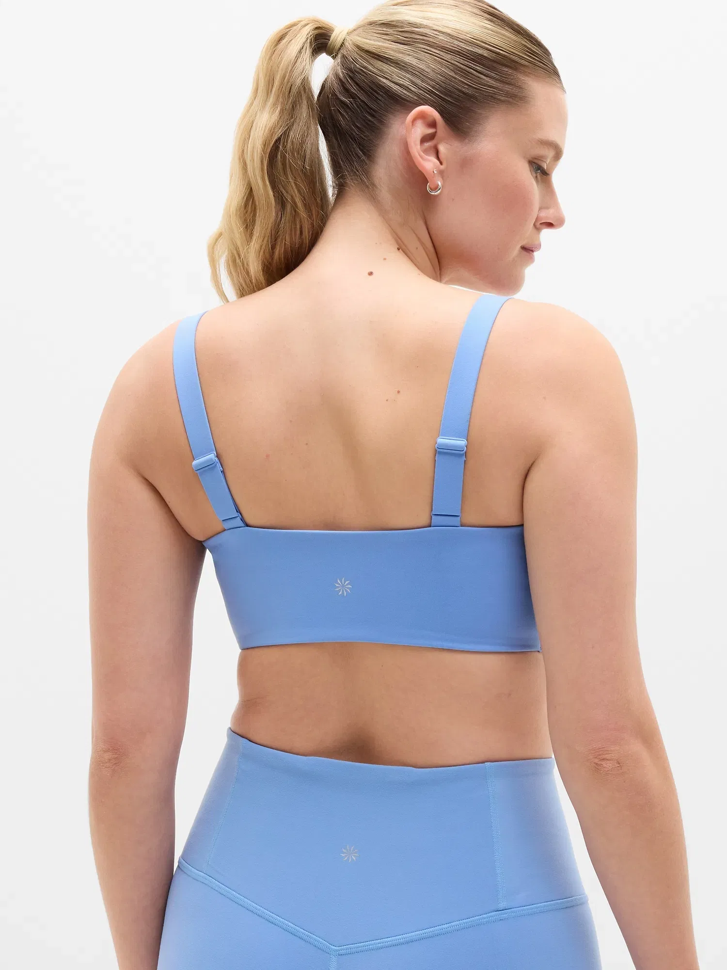 Athleta Reform Adjustable Sports Bra A-C - Blue (Waterfall) - 769500082