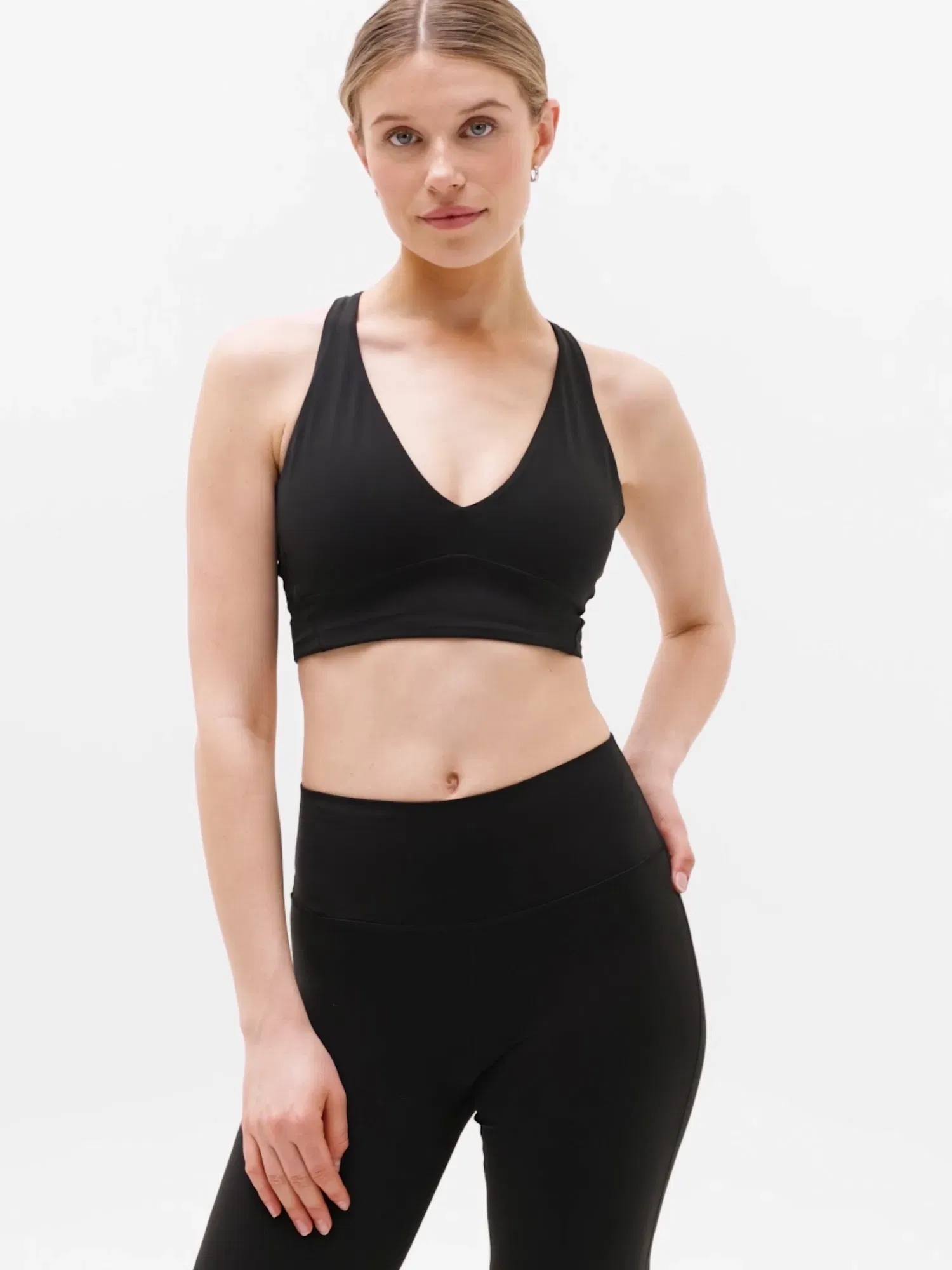 Athleta Transcend Longline Bra A-C - Black (Black) - 864113002