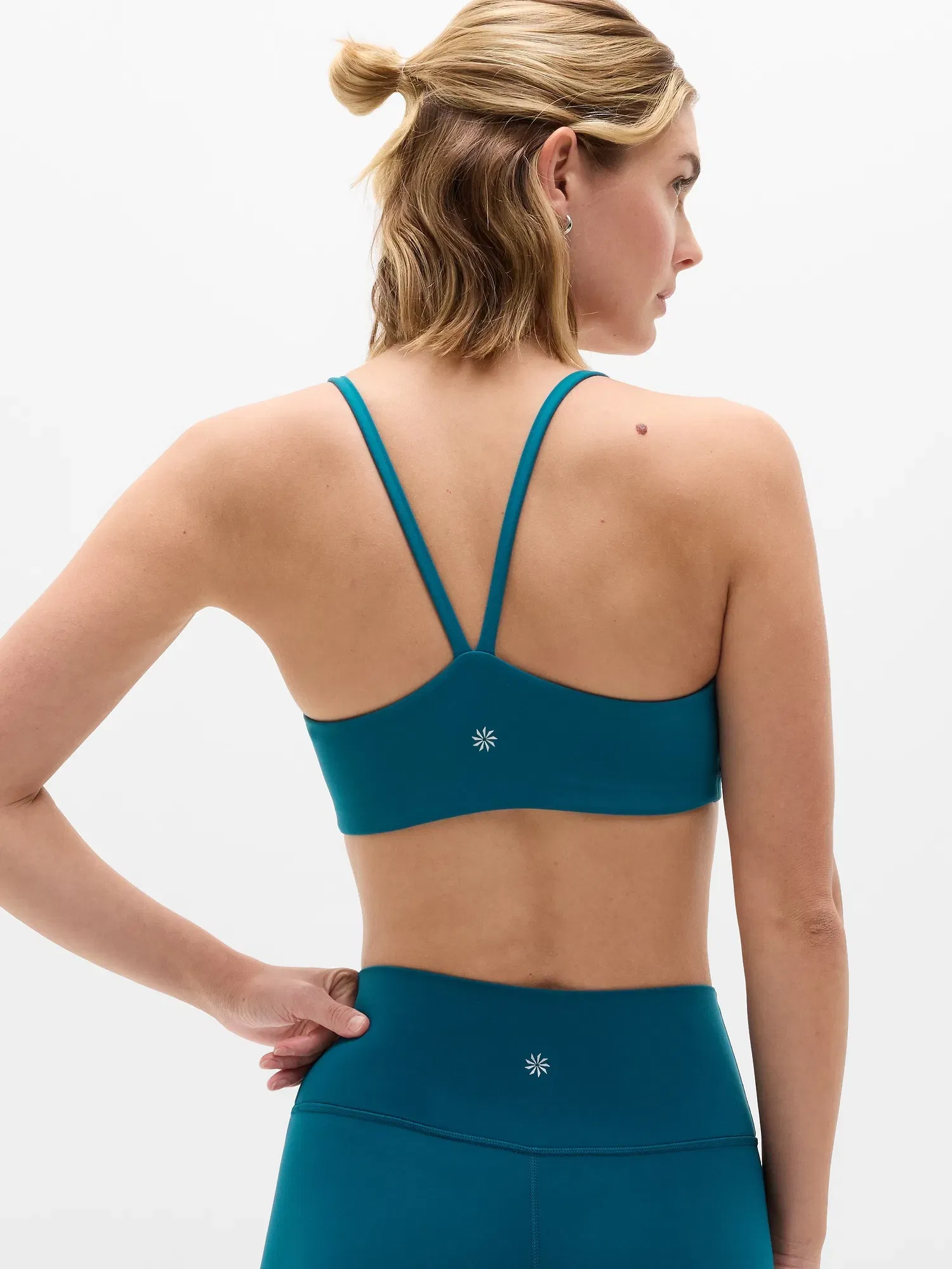 Athleta Transcend Scoop Sports Bra A-C - Green (Coastal Teal)