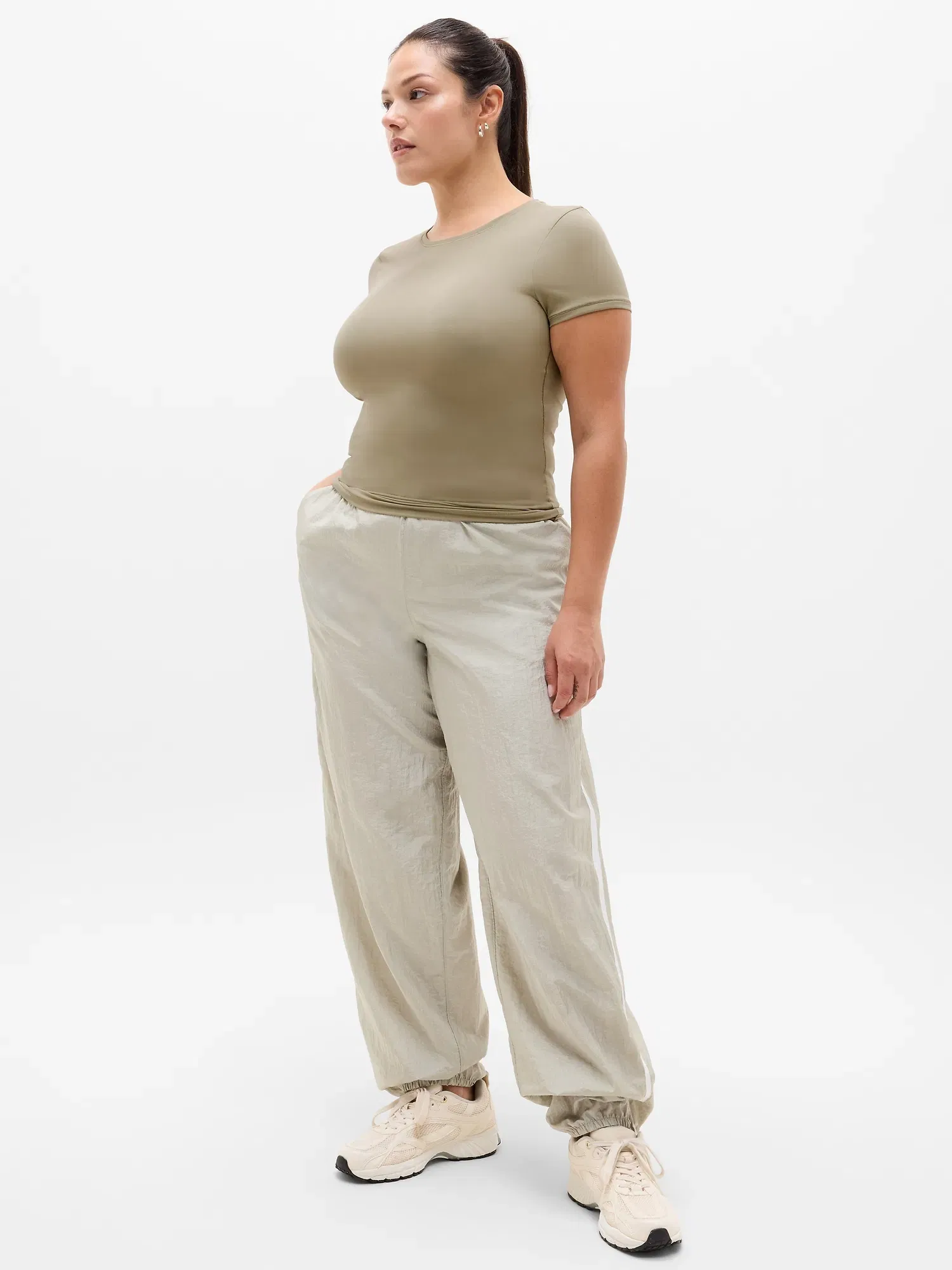 Athleta BodyMove Crew Neck T-Shirt - Green (Olive Branch)