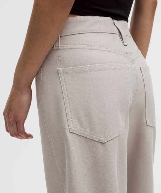 lululemon EasyFive Low-Rise Classic Wide-Leg Pant *Asia Fit - Black