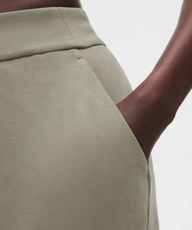 lululemon Softstreme High-Rise Straight-Leg Pant *Regular - Bay Leaf