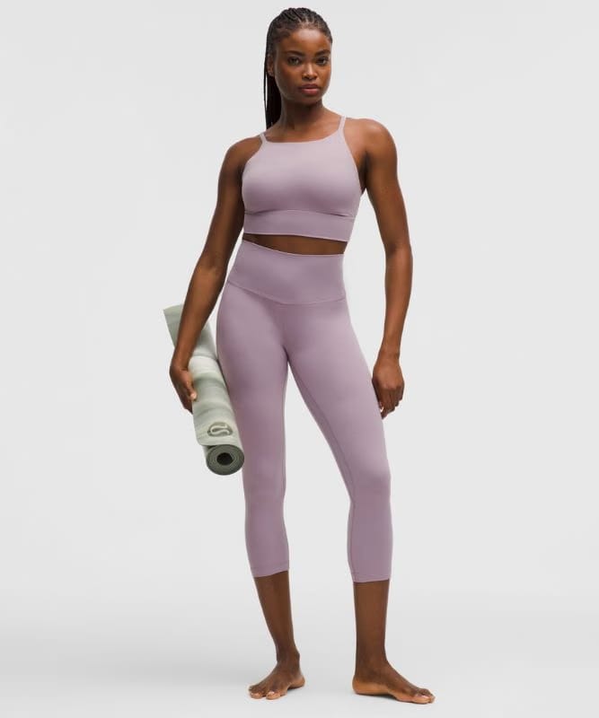 lululemon Focuser High-Neck Bra *Light Support, C/D Cup - Lotus Lavender
