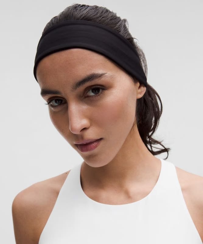 lululemon LightLift Sports Bra *Medium Support, B/C Cup - White