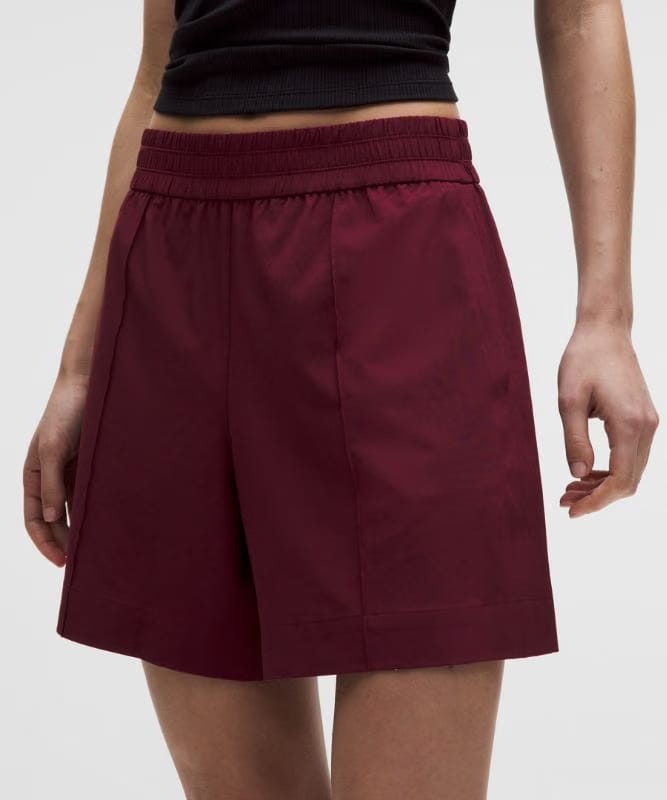 lululemon Breezily Mid-Rise Short 6" - Burgundy Bay