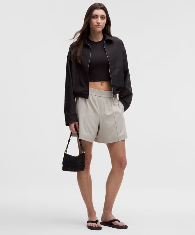 lululemon Breezily Mid-Rise Short 6" - Downtown Tan