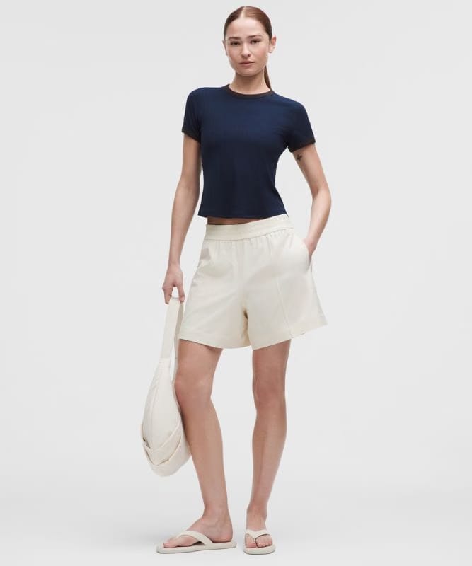 lululemon Breezily Mid-Rise Short 6" - Light Ivory