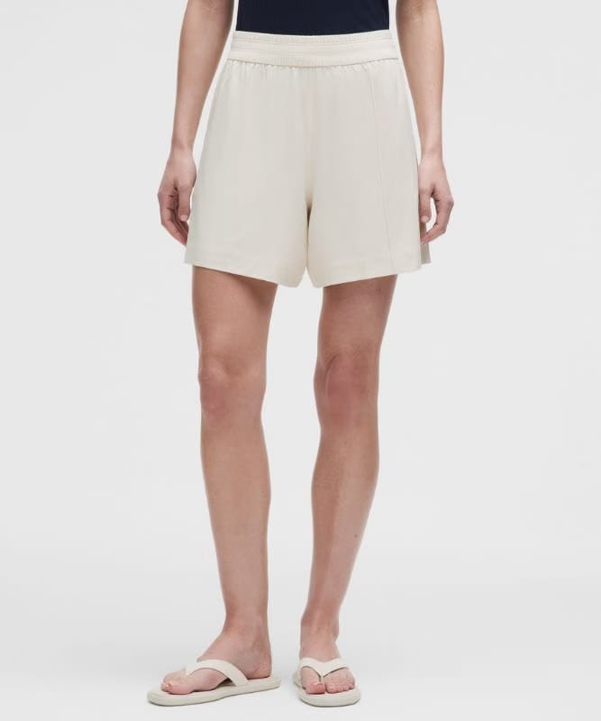 lululemon Breezily Mid-Rise Short 6" - Light Ivory