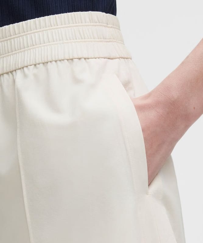 lululemon Breezily Mid-Rise Short 6" - Light Ivory