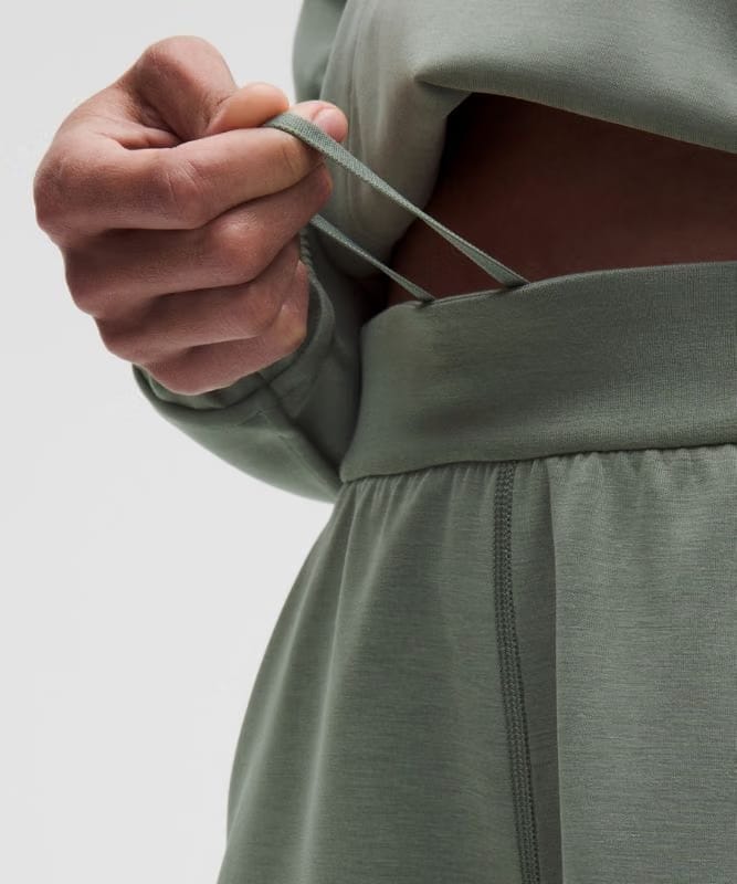 lululemon Softstreme High-Rise Short 4" - Willow Leaf