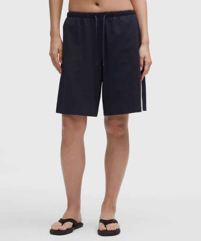 lululemon Striped Baggy Low-Rise Track Short 9.5" - Burgundy Bay/Light Ivory/Oxford Red