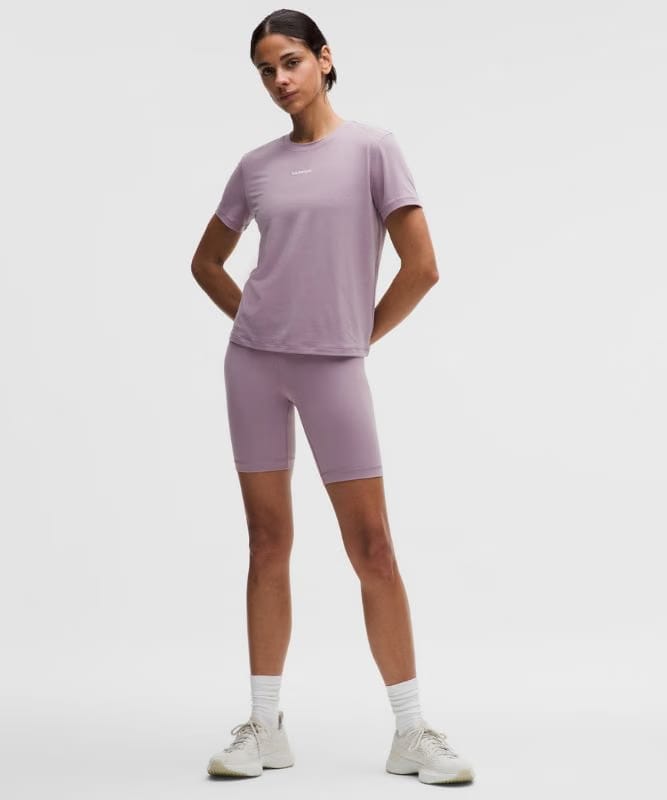 lululemon Wunder Train High-Rise Short 8" - Lotus Lavender