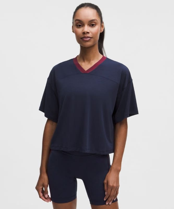 lululemon Jersey Training V-Neck T-Shirt - True Navy/Burgundy Bay