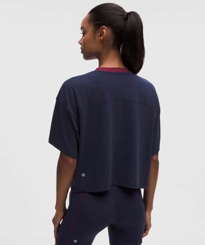 lululemon Jersey Training V-Neck T-Shirt - True Navy/Burgundy Bay